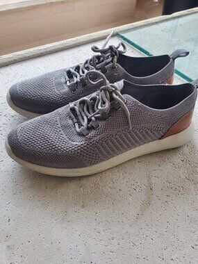JOHNSTON&MURPHY ! KNIT SHIES BOYS ( 5M)